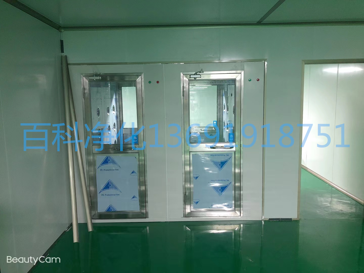 深圳沙井實(shí)體工廠介紹風(fēng)淋室和緩沖間的作用與區(qū)別 深圳沙井實(shí)體工廠介紹風(fēng)淋室和緩沖間的作用與區(qū)別